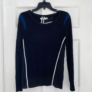 AIKO size small top never worn